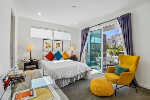 $949,000 | 2699 Majestic Way, Palm Springs, CA 92262