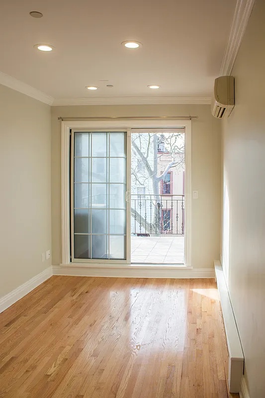 198 Monitor Street, Unit 2A Brooklyn, NY 11222 - Photo 8 of 17