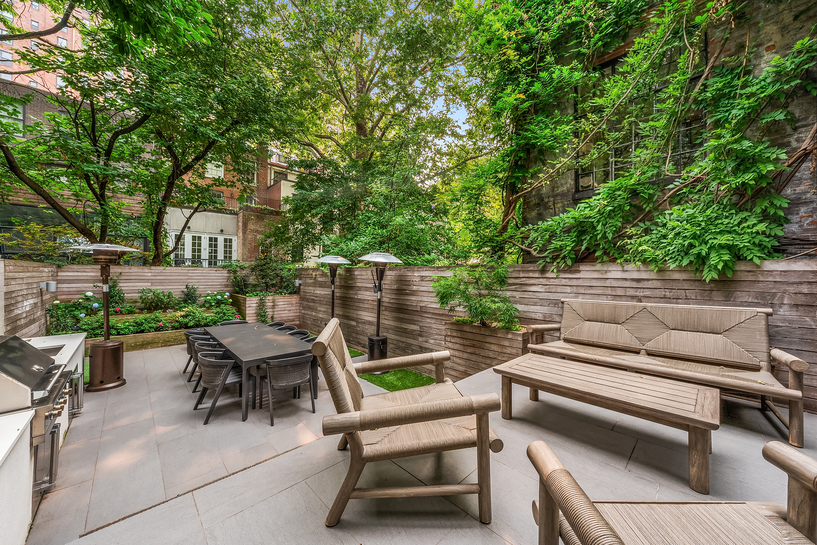 450 West 25th Street Manhattan, NY 10001 - Photo 9 of 12 Gallery Image 9