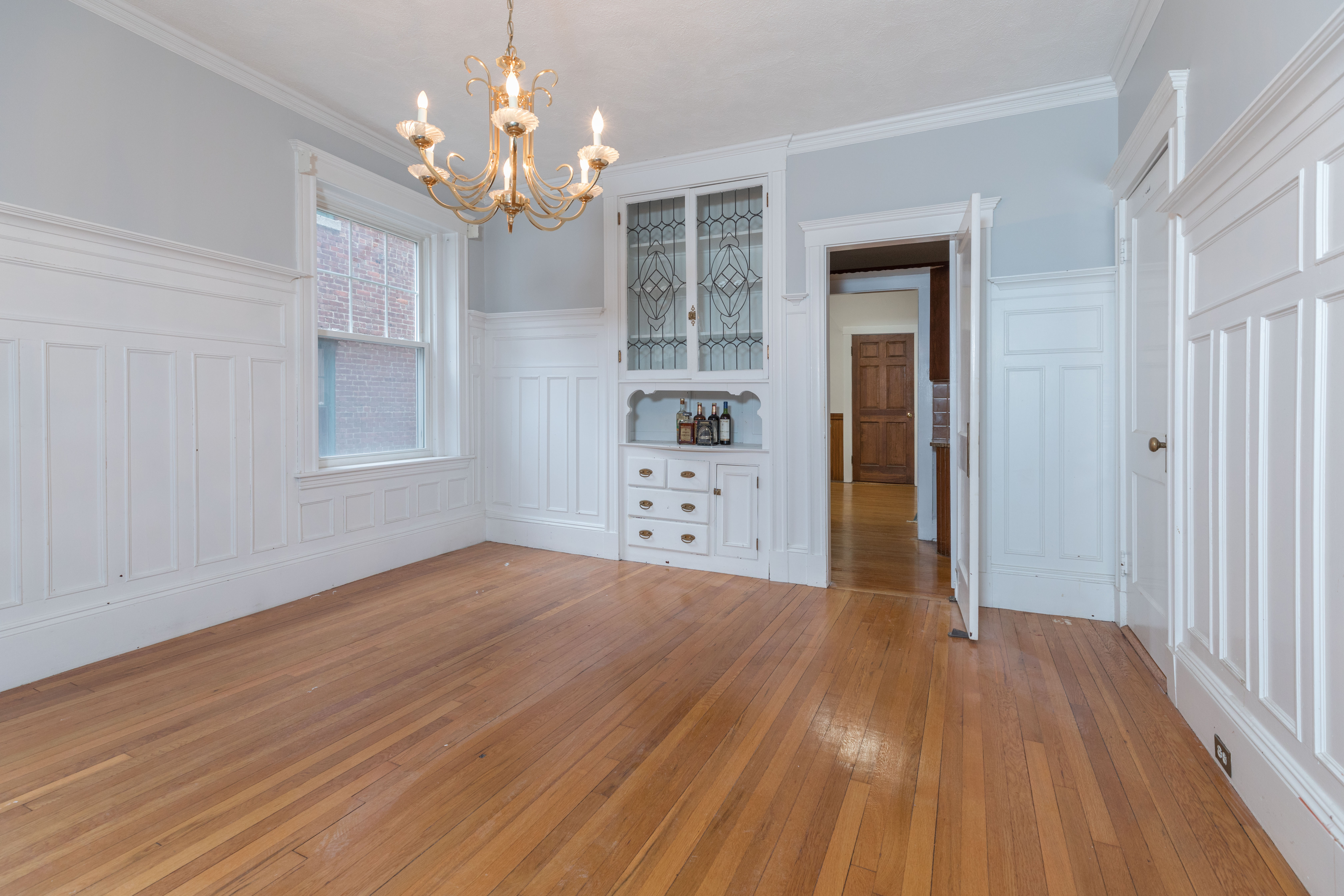 6 Claflin Road Brookline, MA 02445 - Photo 2 of 15