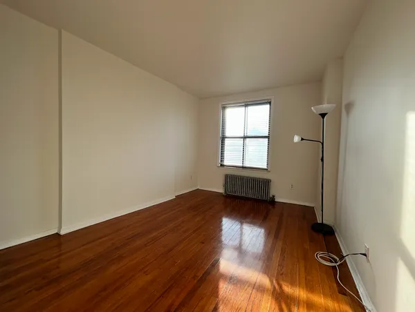 $2,450 | 443 Hicks Street, Unit 6H | Cobble Hill