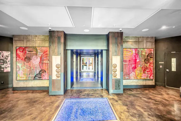 $419,999 | 690 Southwest 1st Court, Unit 1709, Miami, FL 33130