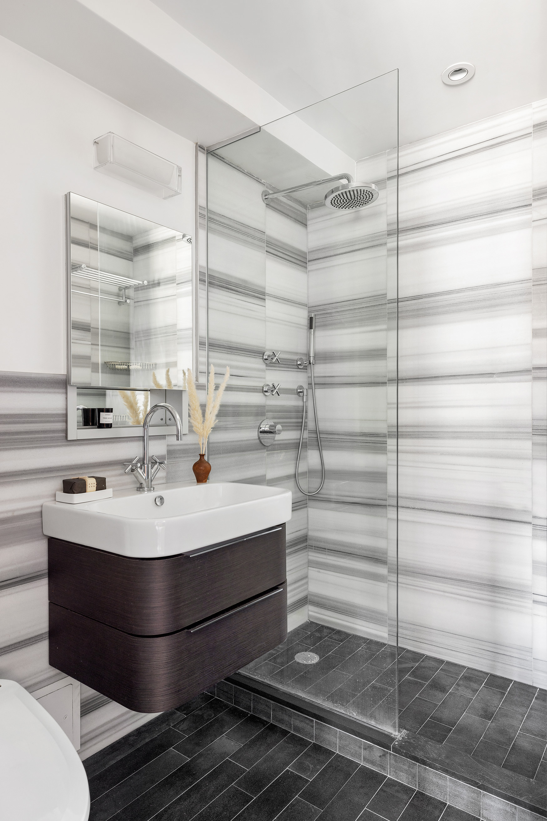 200 Central Park South, Unit 20J Manhattan, NY 10019 - Photo 8 of 15