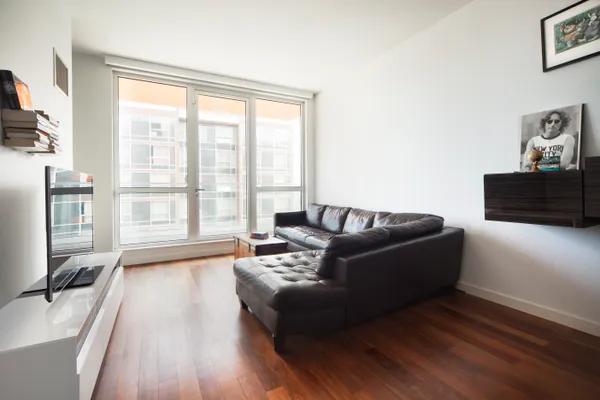 $5,500 | 135 North 11th Street, Unit 4J | Williamsburg