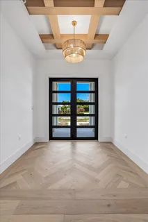 $2,999,000 | 2200 11th Street North, Naples, FL 34103