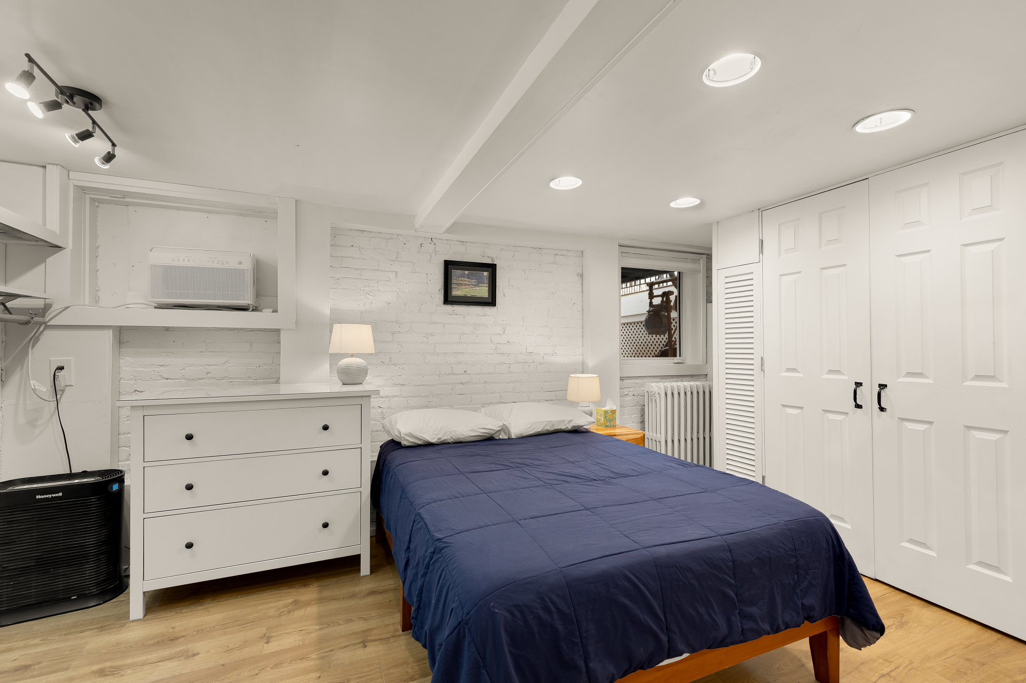 2022 37th Street Northwest Washington, DC 20007 - Photo 28 of 33