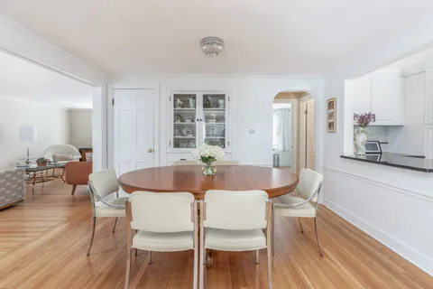 Contact Agent | 31 Woodfield Road, Wellesley, MA 02482