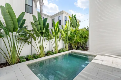 $2,100,000 | 321 12th Avenue Northeast, St. Petersburg, FL 33701