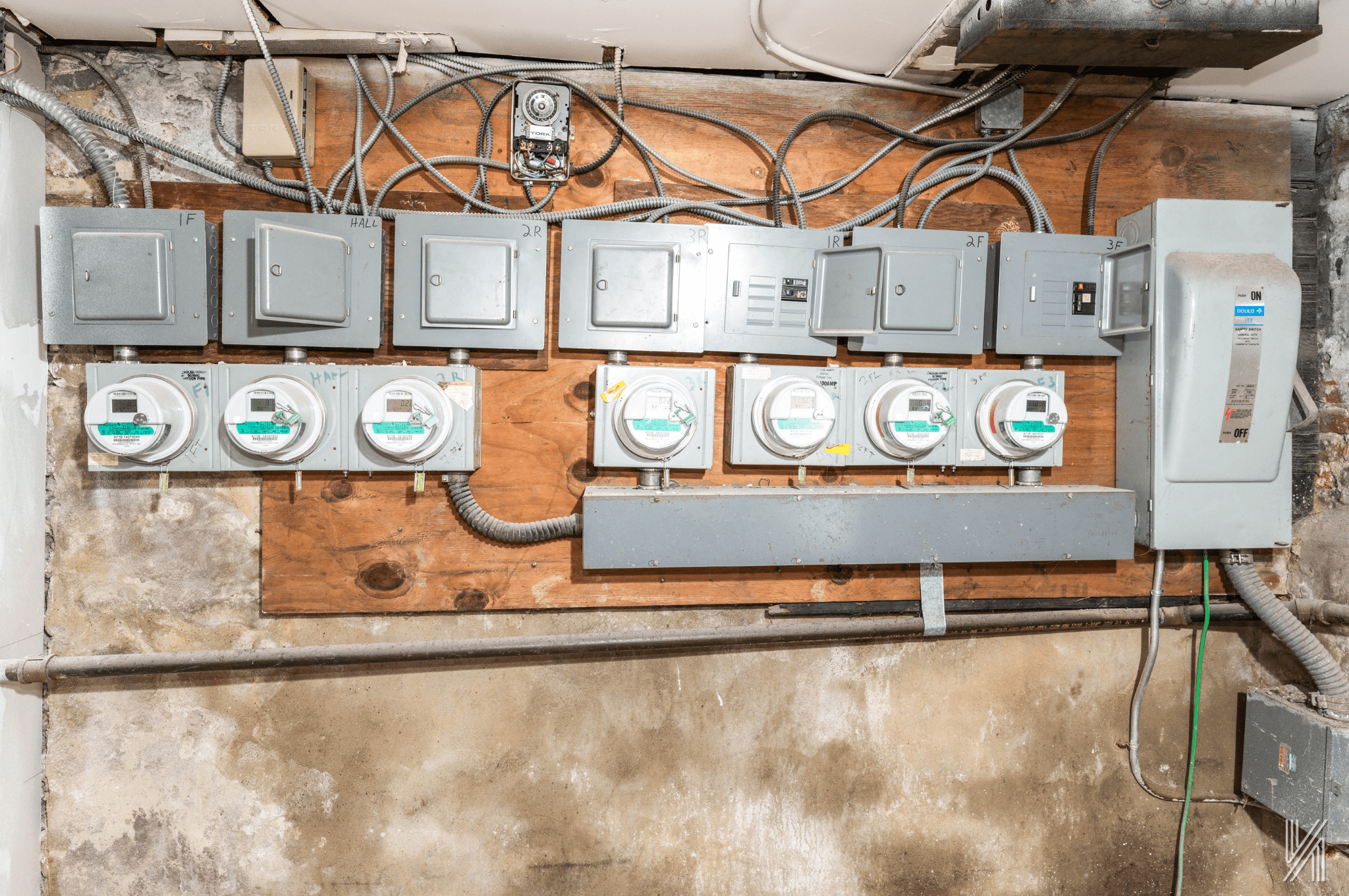 32-10 35th Street Queens, NY 11106 - Photo 26 of 29