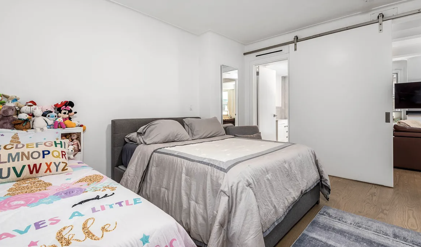 179 East 79th Street, Unit 1B Manhattan, NY 10075 - Photo 6 of 8