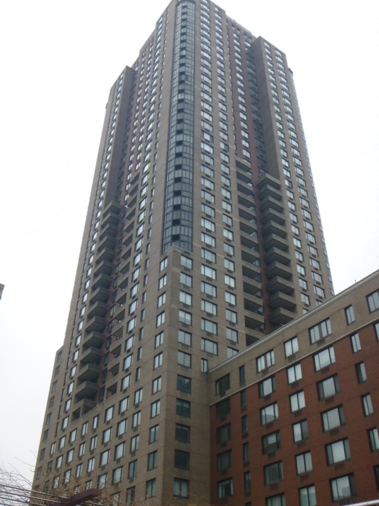 200 Rector Place, Unit 18J Manhattan, NY 10280 - Photo 12 of 13