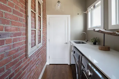 $10,500,000 | 148 Huron Avenue, Cambridge, MA 02138