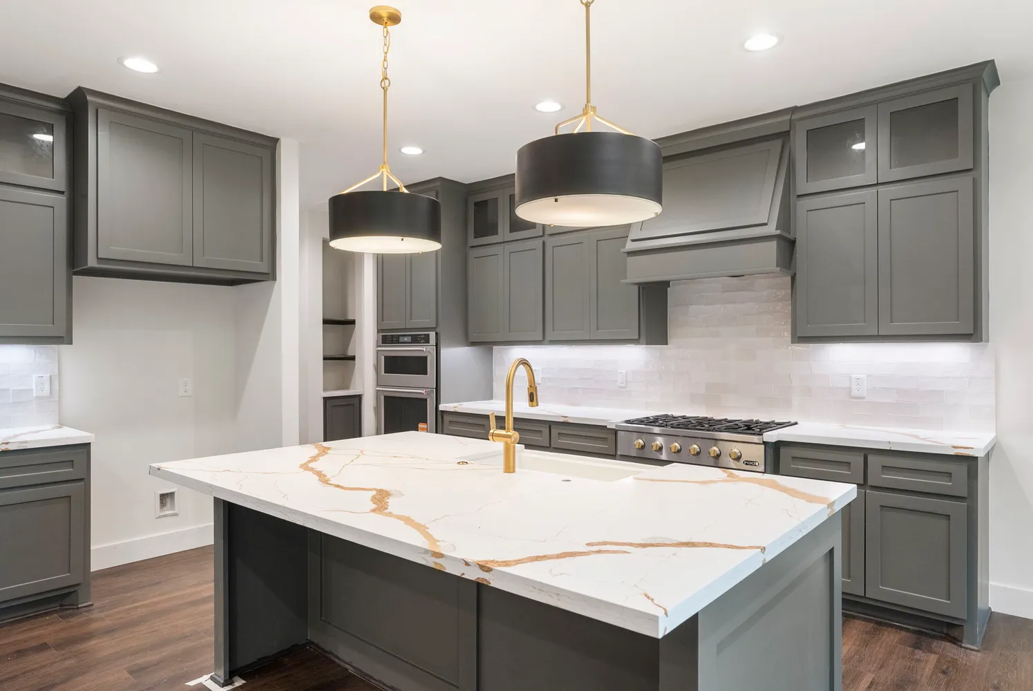 $887,500 | 29001 Colin Court, Waller, TX 77484