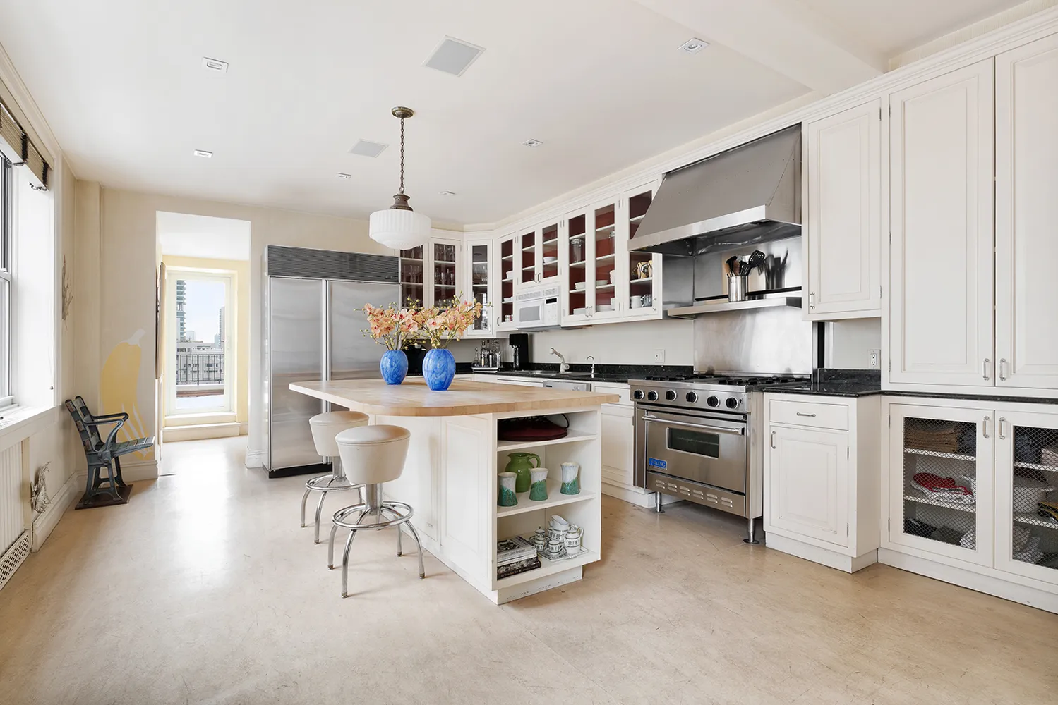 $3,500,000 | 111 East 56th Street, Unit PH19 | Midtown East