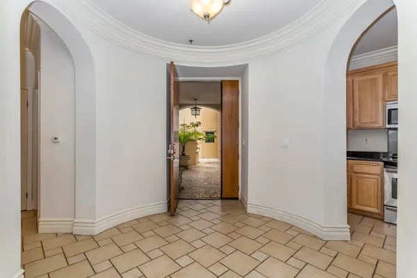 $1,149,988 | 10364 Almayo Avenue, Unit 103, Los Angeles, CA 90064