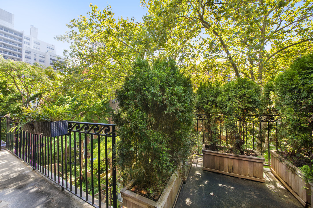 136 East 19th Street, Unit 4E Manhattan, NY 10003 - Photo 10 of 17