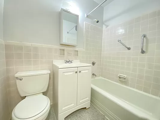 3636 Fieldston Road, Unit 5D Bronx, NY 10463 - Photo 4 of 4 Gallery Image 4