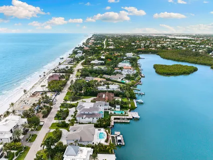 $14,900,000 | 3695 Gordon Drive, Naples, FL 34102