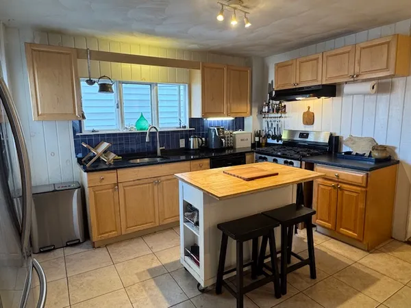 $925,000 | 39 Alston Street, Somerville, MA 02143