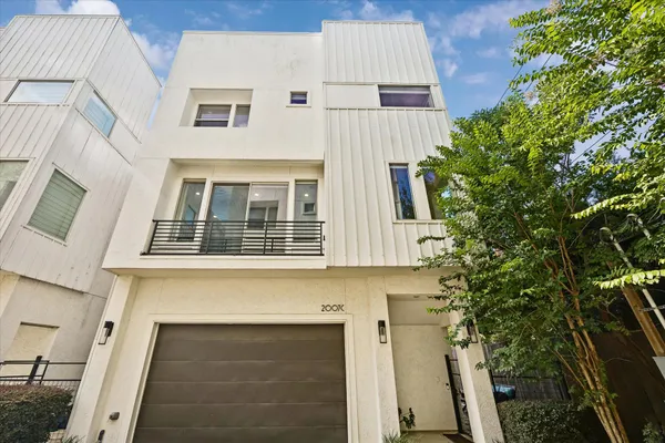 $770,000 | 2007 Brun Street, Unit C, Houston, TX 77019