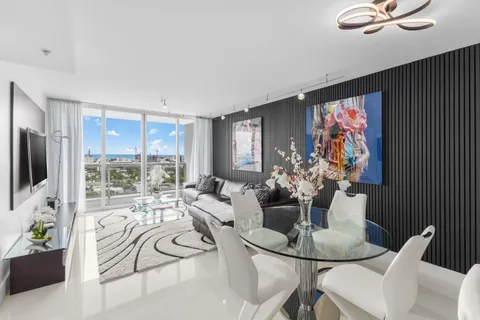 $785,000 | 1800 Sunset Harbour Drive, Unit 2409, Miami Beach, FL 33139