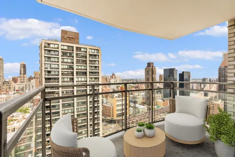 $849,000 | 303 East 57th Street, Unit 30E | Sutton Place