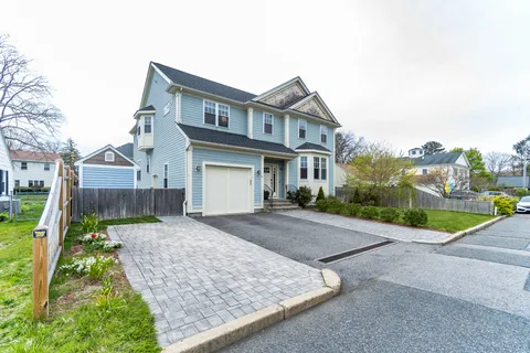 $2,450,000 | 31 Kappius Path, Newton, MA 02459