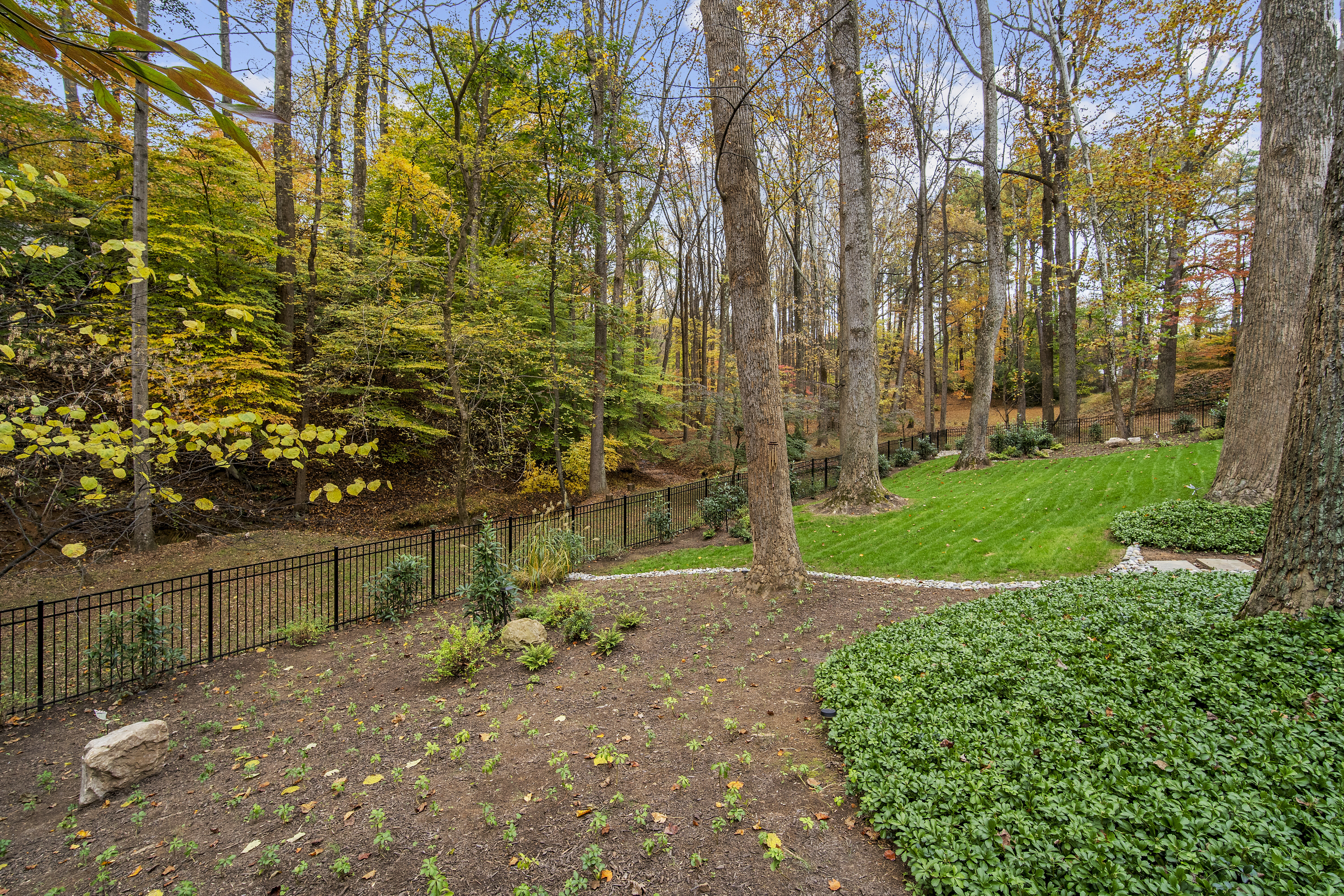8210 Kingsgate Road Potomac, MD 20854 - Photo 63 of 69 Gallery Image 63