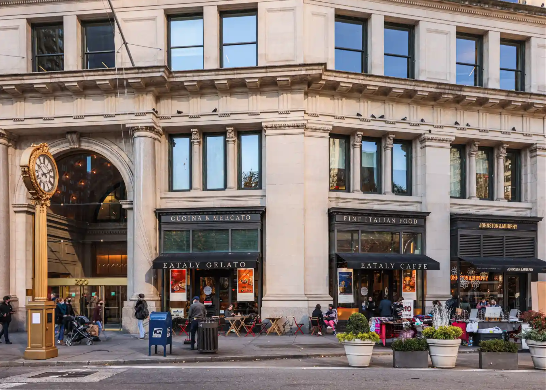 129 West 20th Street, Unit 5C Manhattan, NY 10011 - Photo 10 of 12