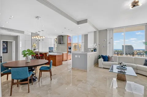 $2,100,000 | 550 Okeechobee Boulevard, Unit LPH23, West Palm Beach, FL 33401