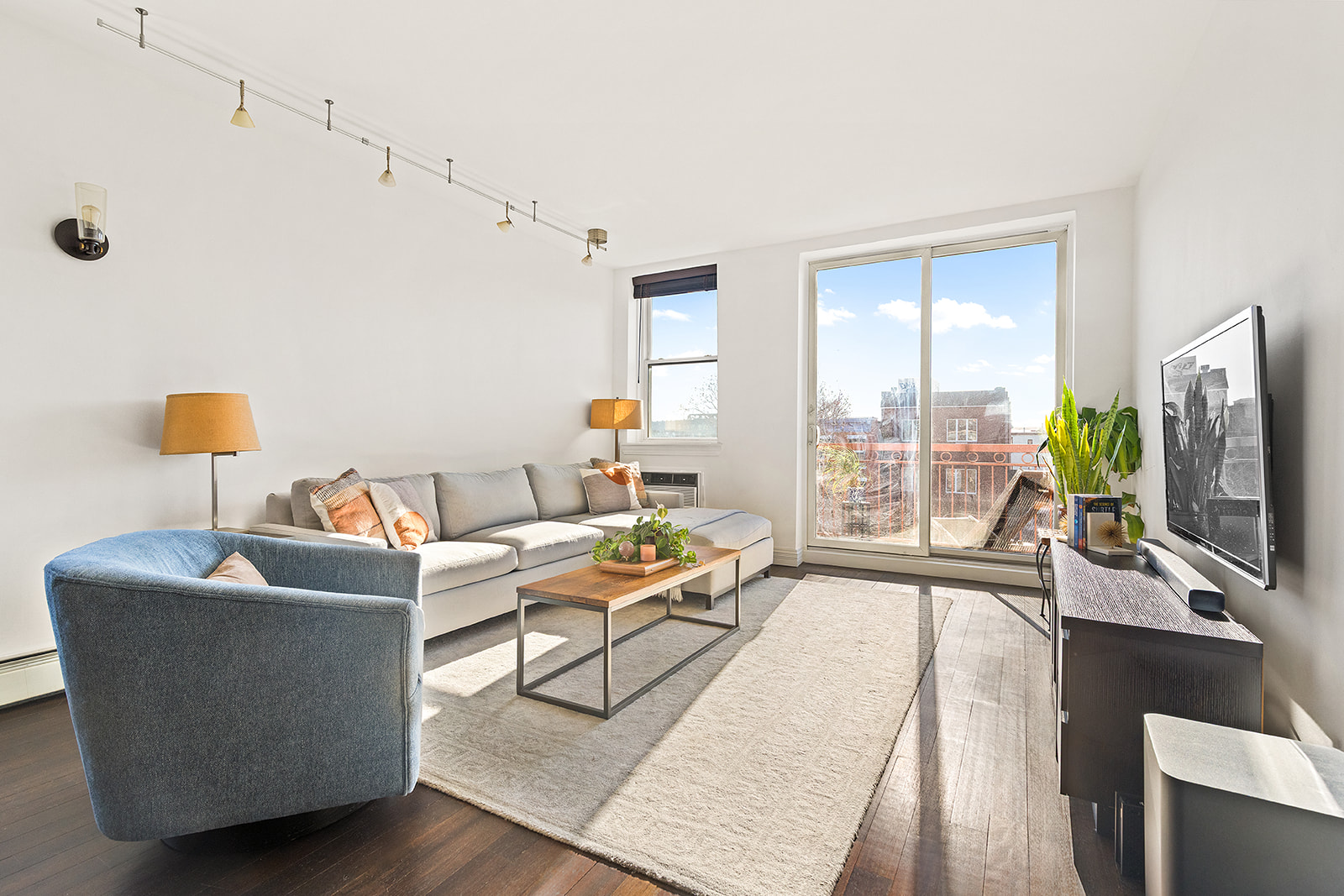 127 4th Place, Unit 4A Brooklyn, NY 11231 - Photo 2 of 8