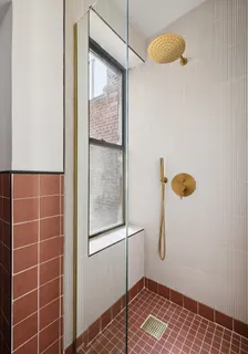 $799,000 | 41 Perry Street, Unit 4C | West Village