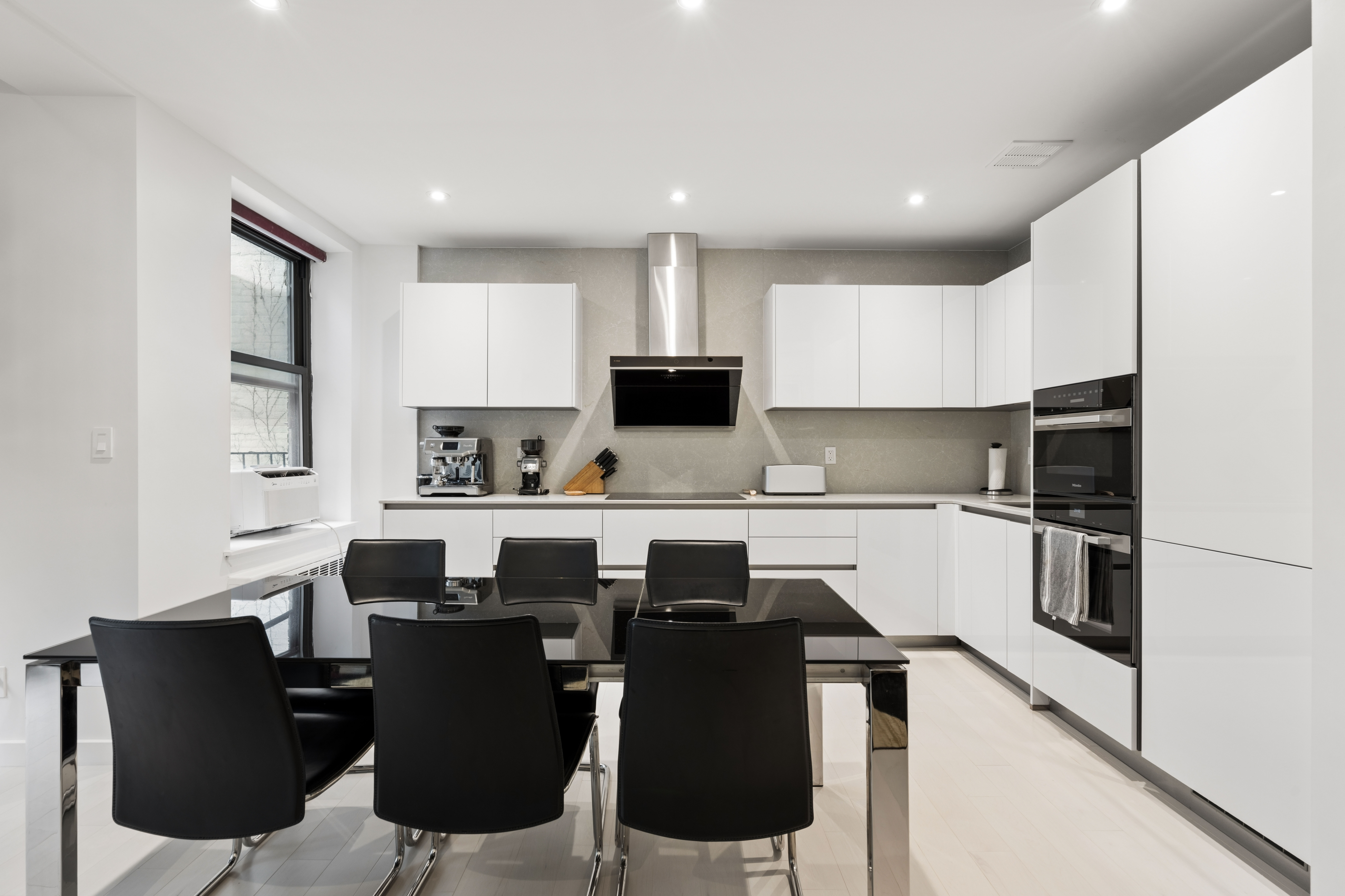335 East 90th Street, Unit 2/3R Manhattan, NY 10128 - Photo 3 of 8