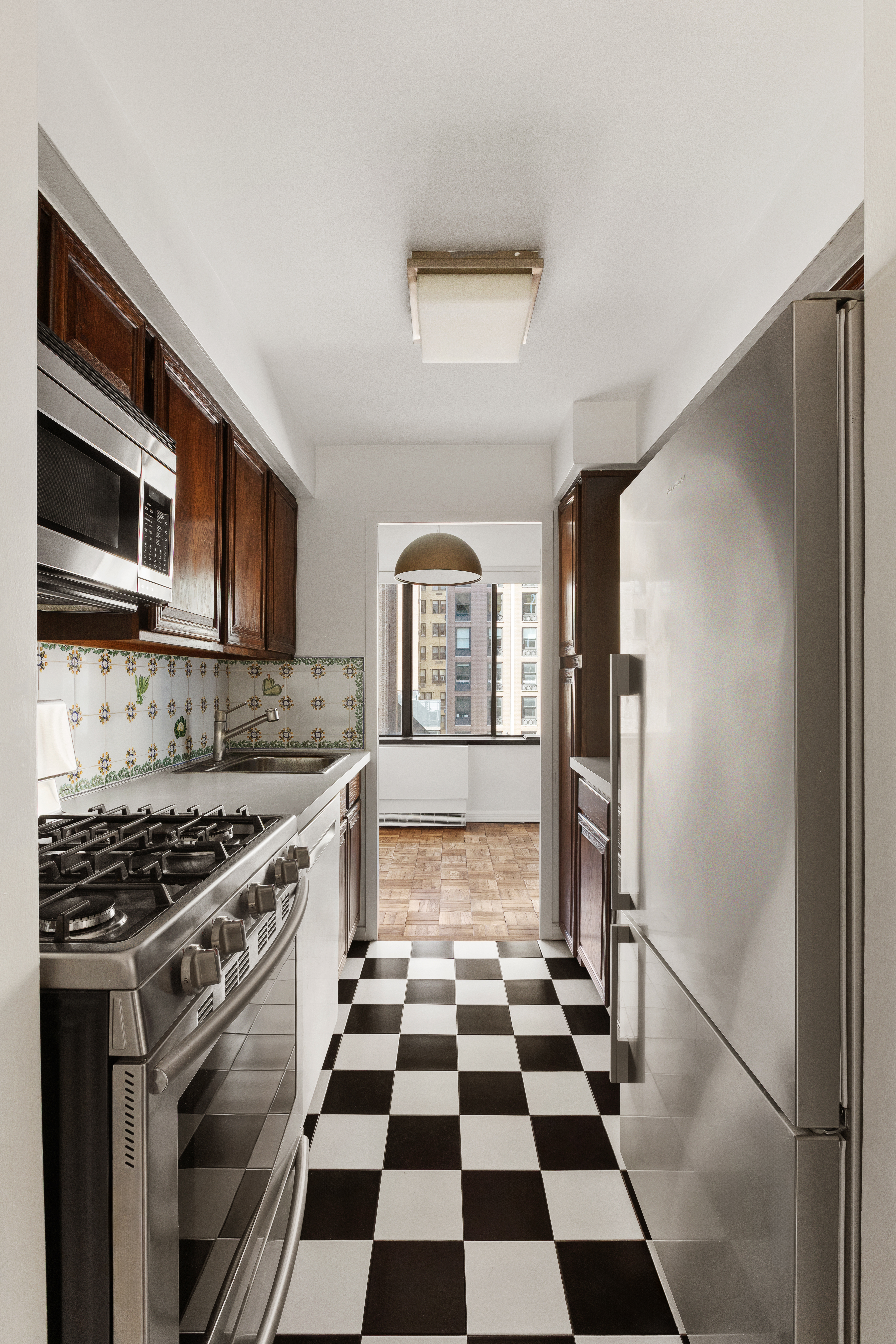 900 Park Avenue, Unit 8D Manhattan, NY 10075 - Photo 6 of 11