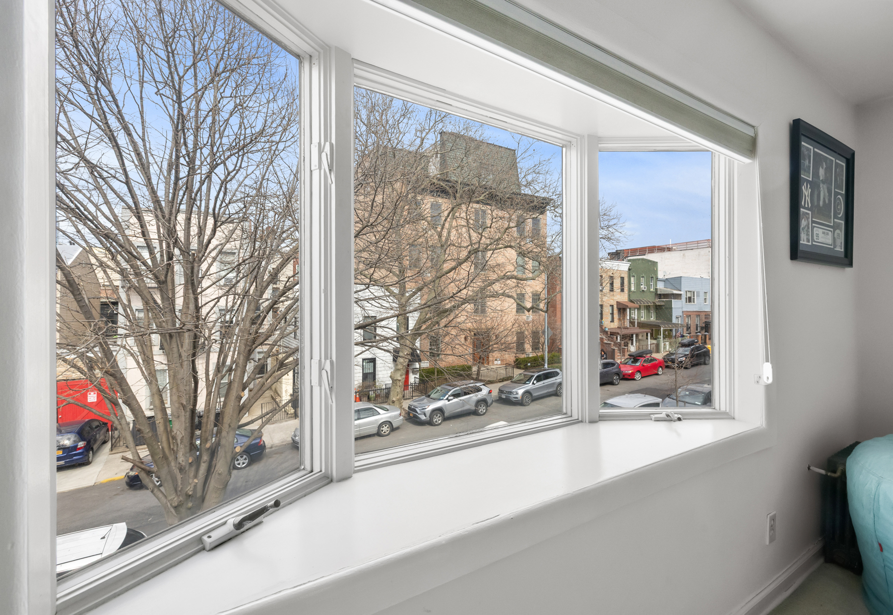 202 22nd Street Brooklyn, NY 11232 - Photo 20 of 28 a view of a city from a living room