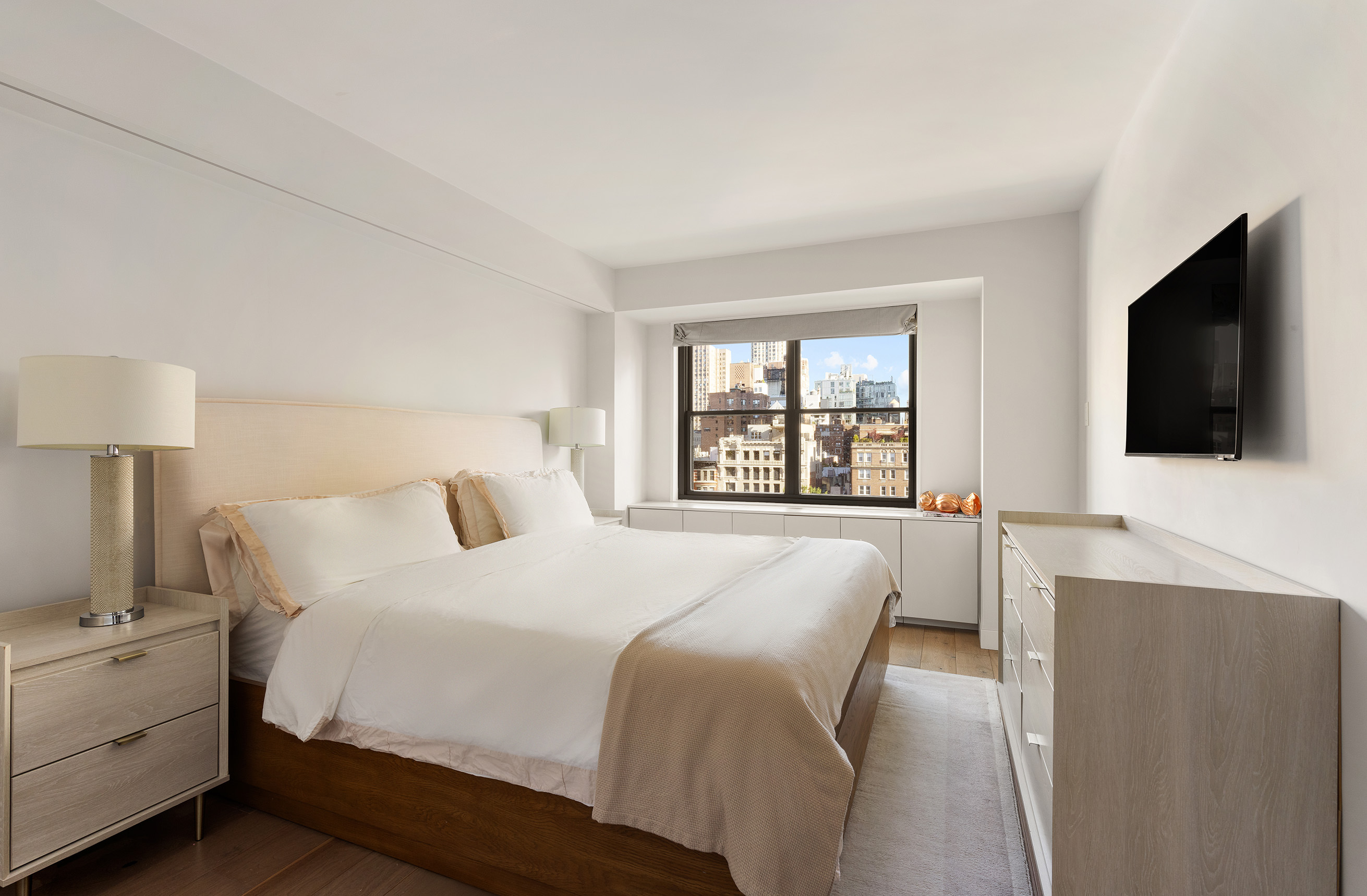 178 East 80th Street, Unit 12DE Manhattan, NY 10075 - Photo 5 of 15