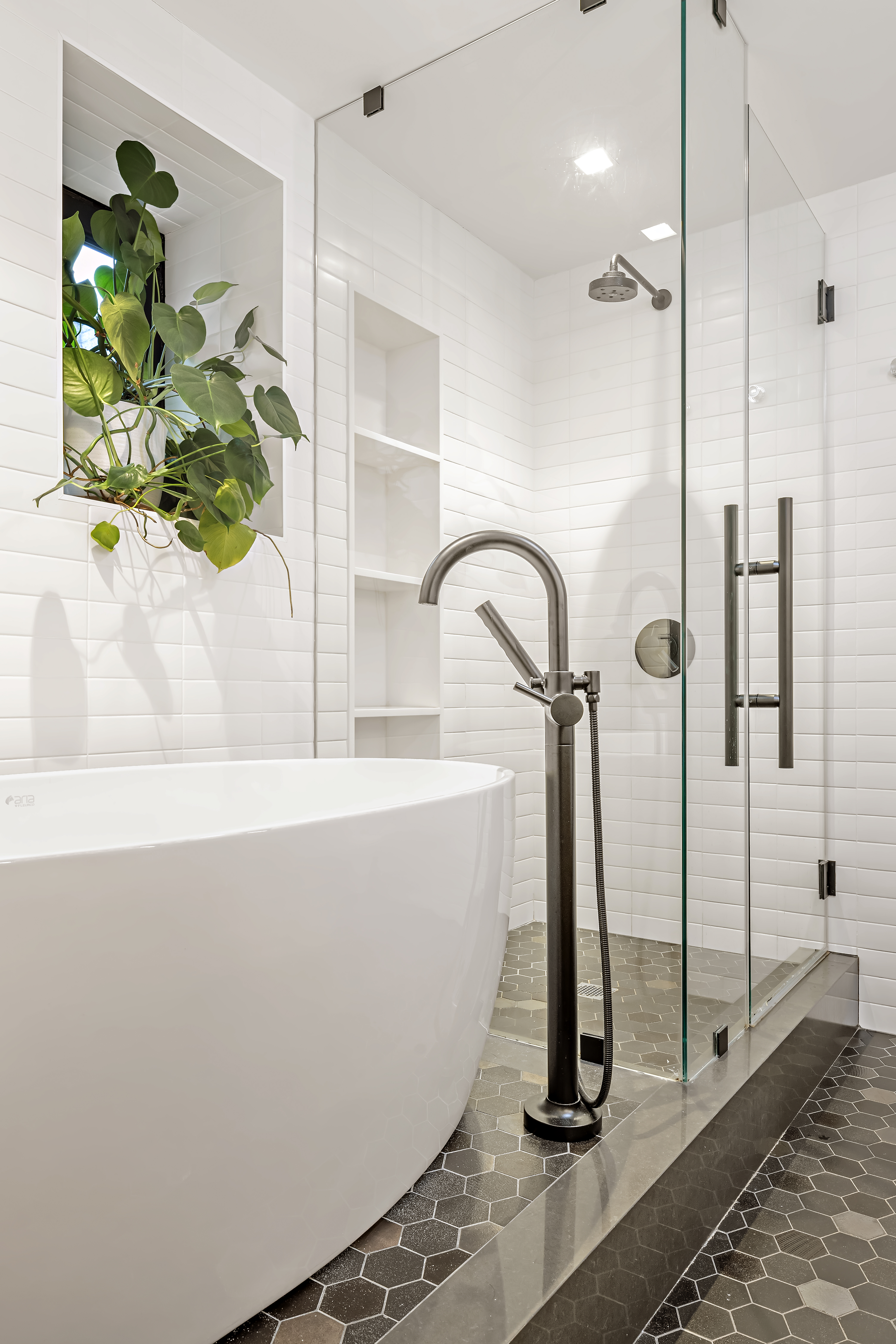 306 Mott Street, Unit PHTRIPLEX Manhattan, NY 10012 - Photo 15 of 32