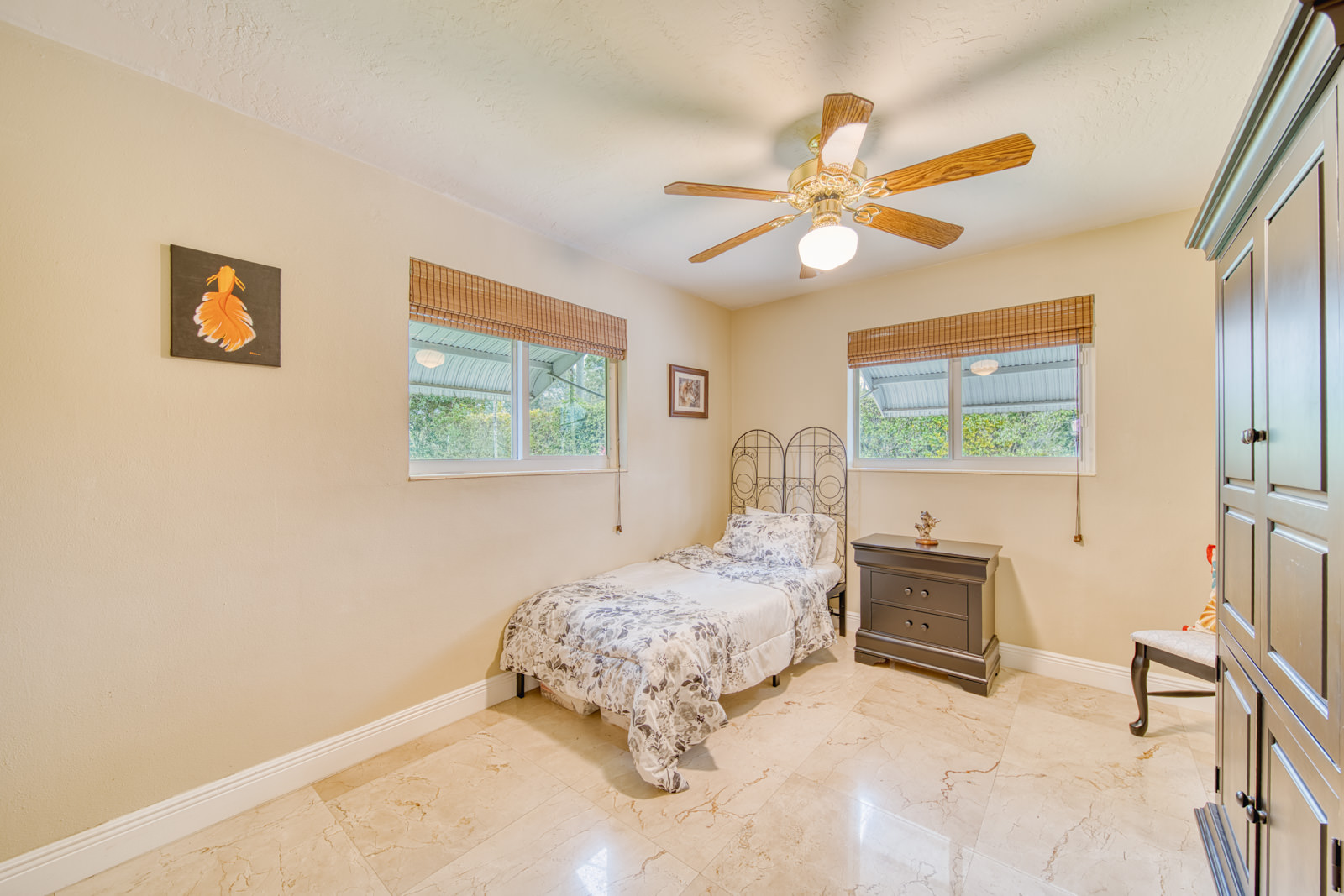 10641 Southwest 99th Terrace Miami, FL 33176 - Photo 12 of 41