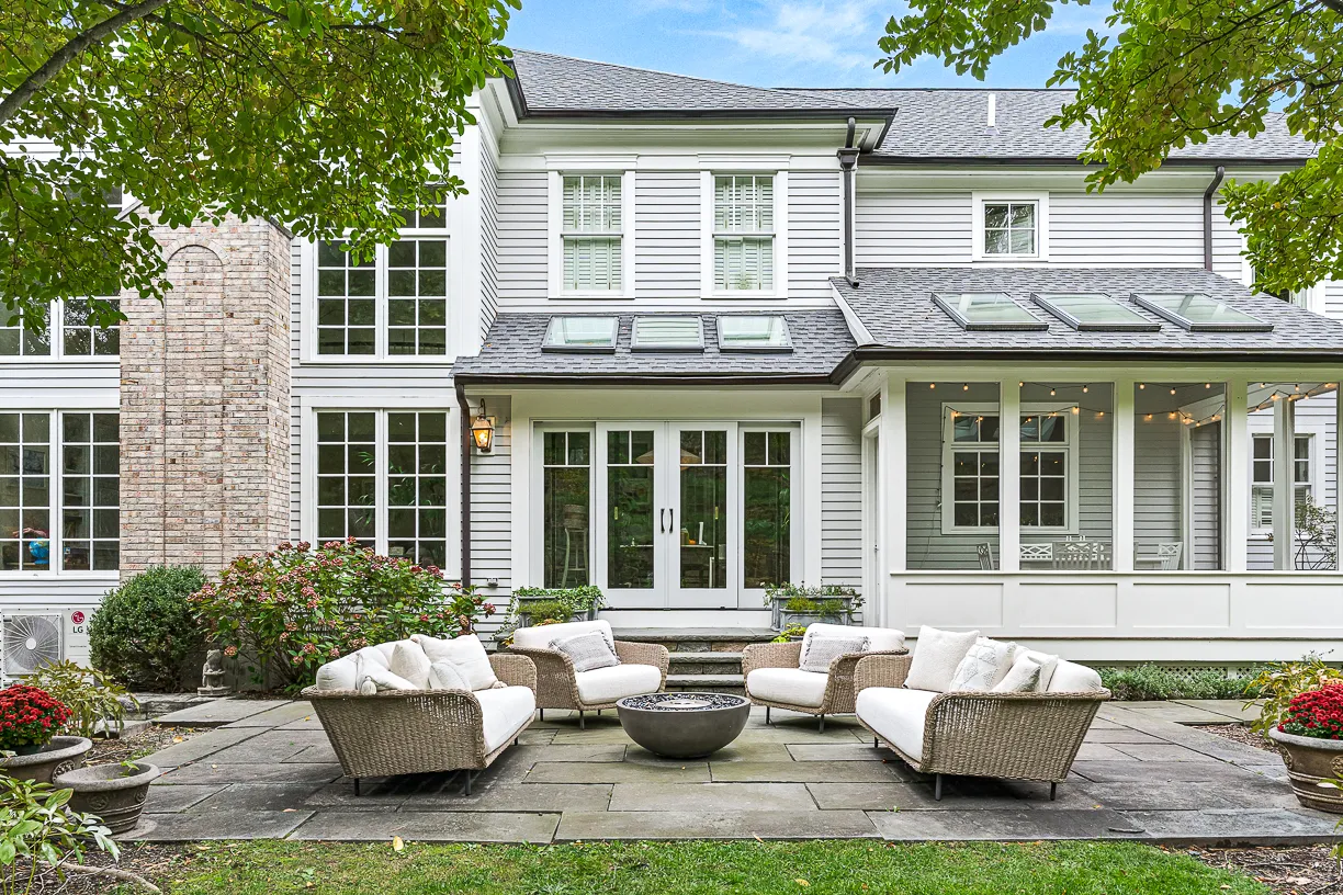 $5,695,000 | 9 Sanderson Lane, Weston, MA 02493