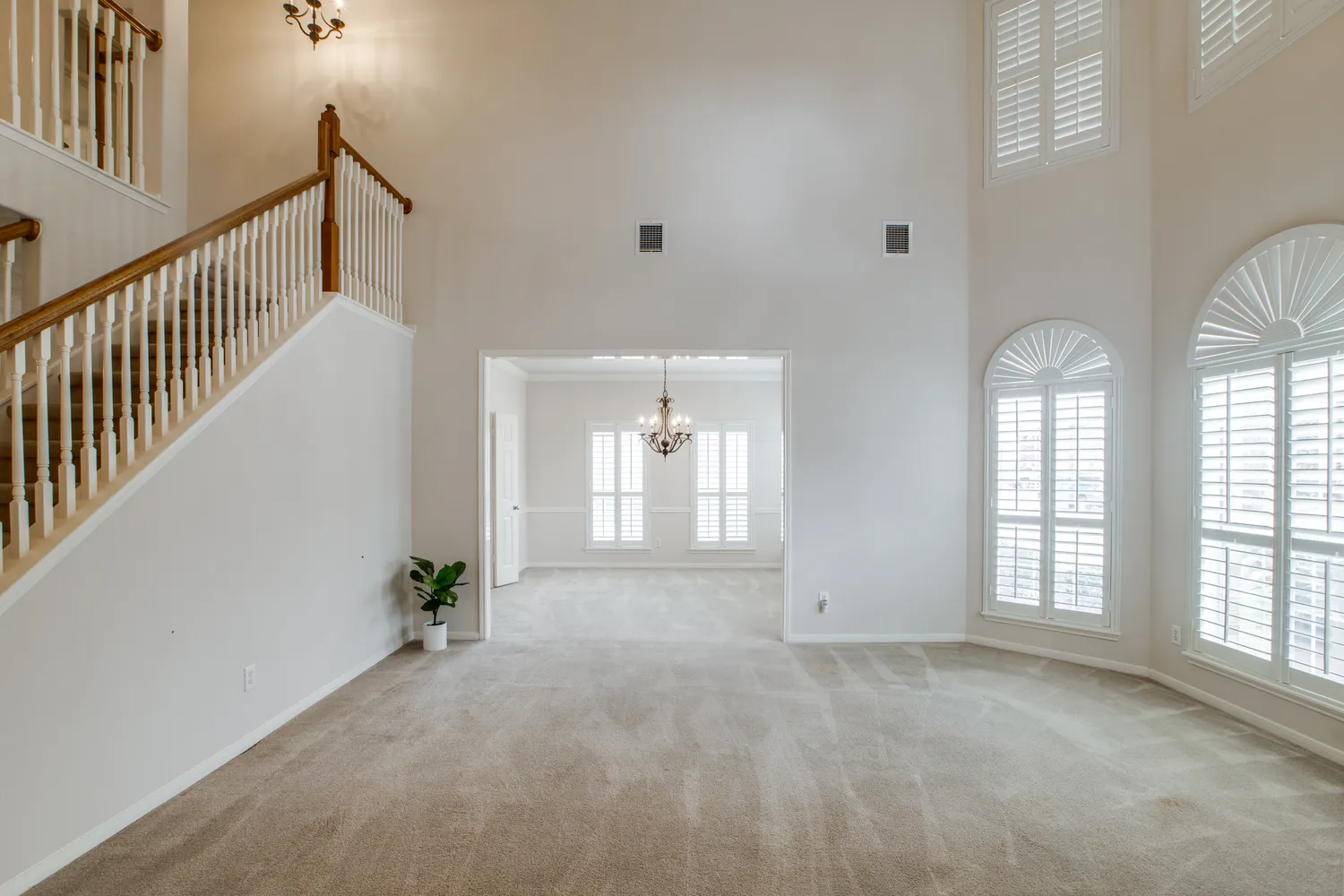 $440,000 | 6807 Chapelfield Lane, Houston, TX 77049