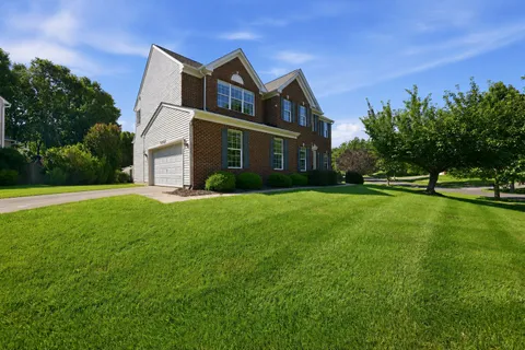 $1,050,000 | 14414 Kings Crossing Boulevard, Boyds, MD 20841
