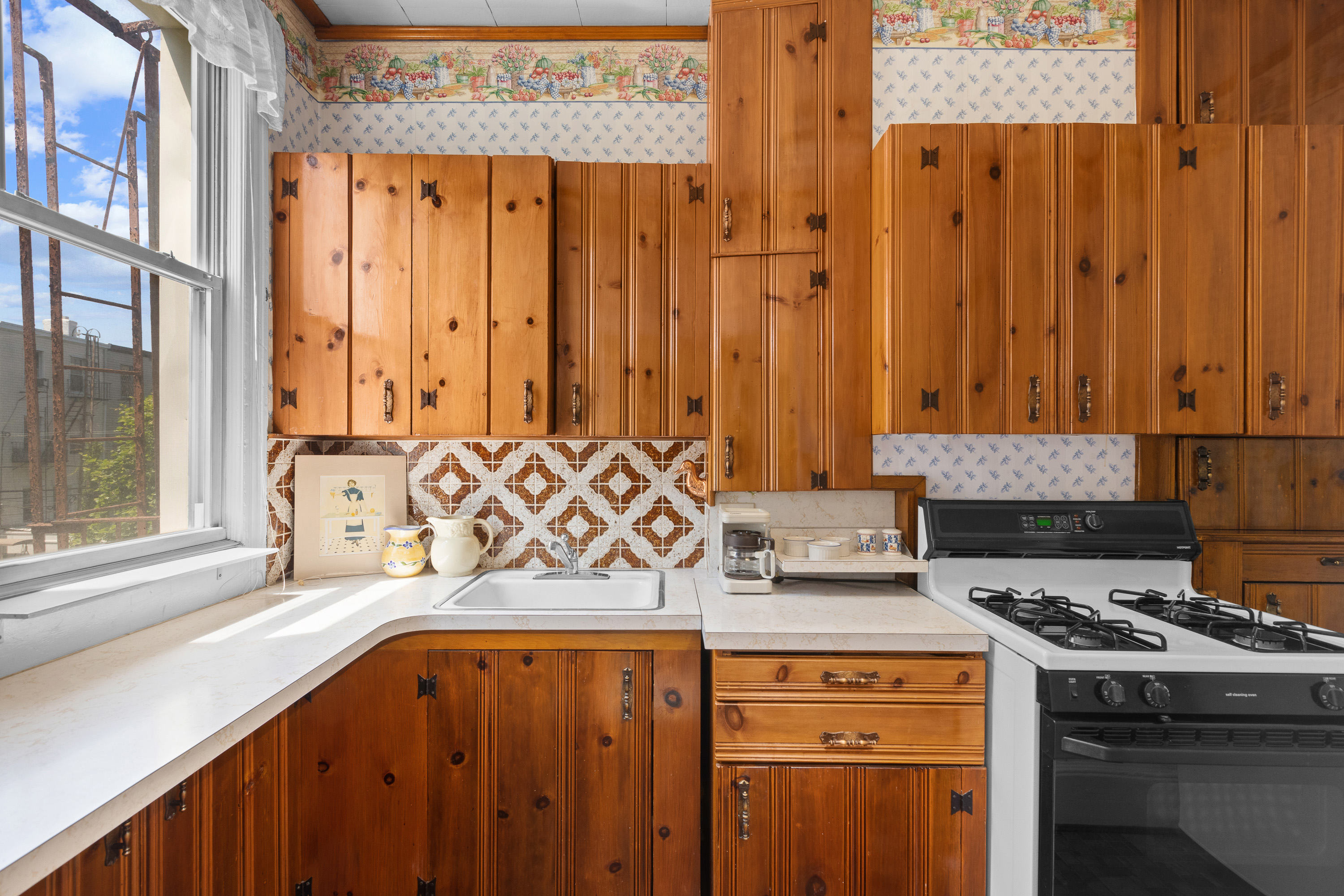 121 Eckford Street Brooklyn, NY 11222 - Photo 24 of 40