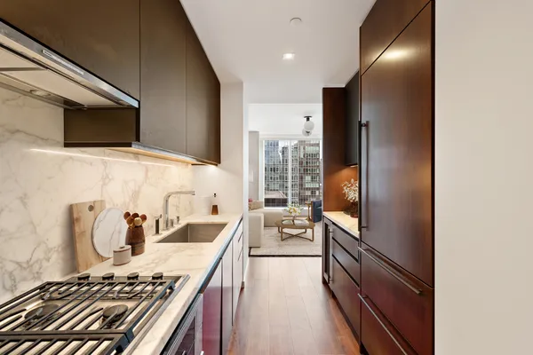 $6,500 | 1 West End Avenue, Unit 15C | Upper West Side