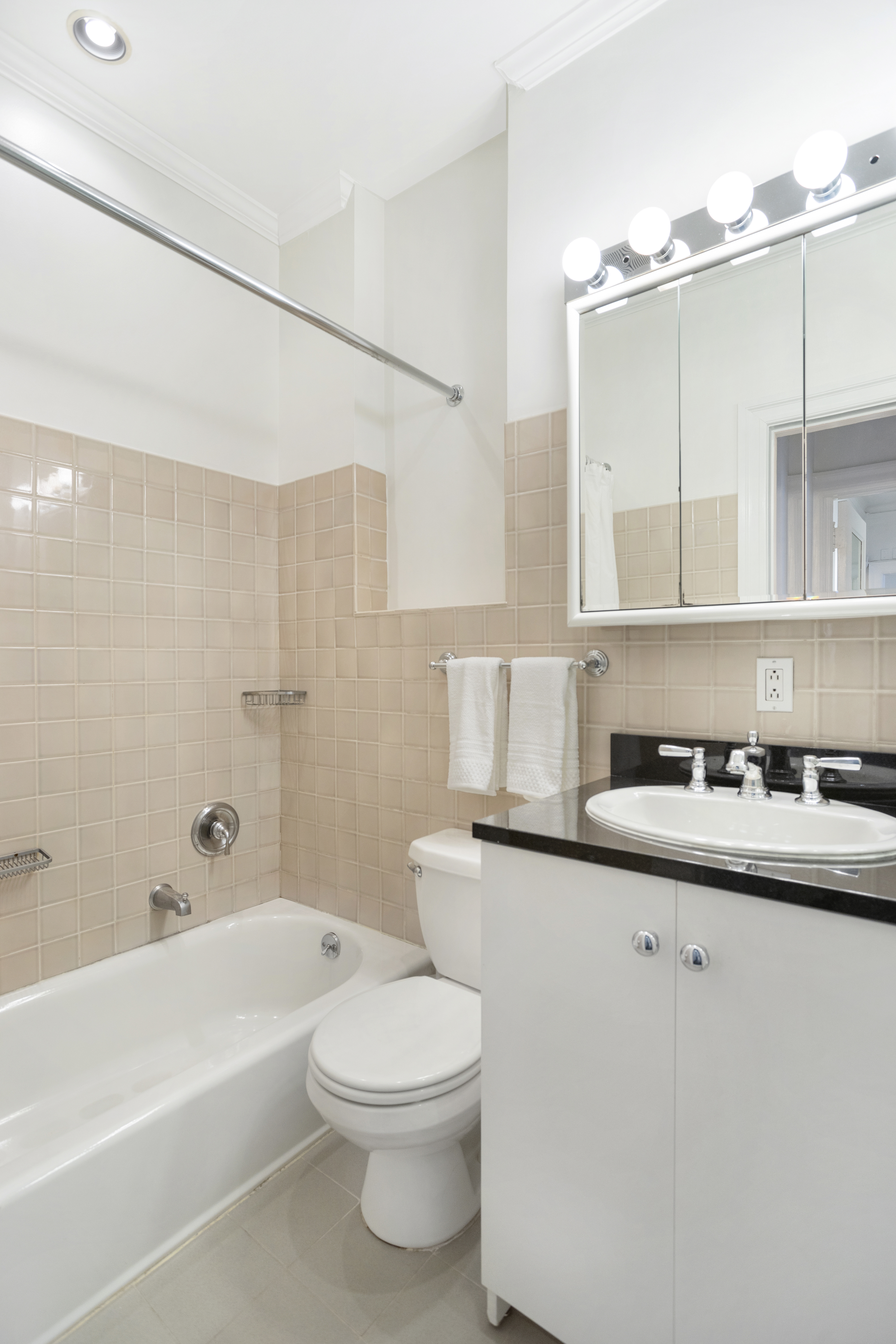 1000 Park Avenue, Unit 7B Manhattan, NY 10028 - Photo 8 of 12