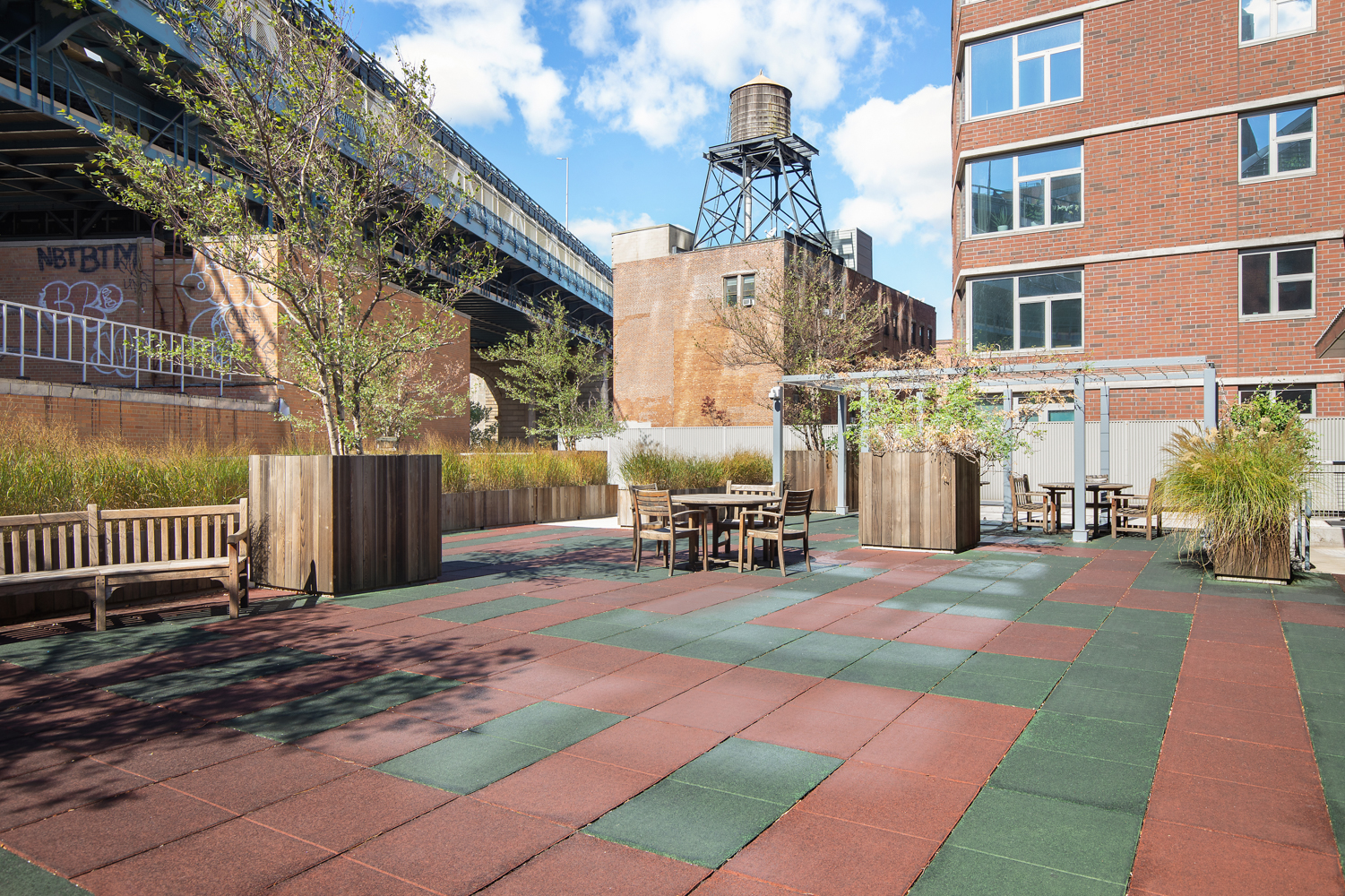 100 Jay Street, Unit 32B Brooklyn, NY 11201 - Photo 8 of 10 a view of a outdoor space with a patio