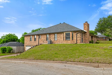 $375,000 | Address Upon Request, Benbrook, TX 76126