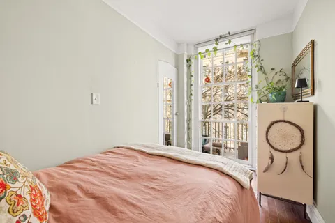 $512,500 | 516 East 78th Street, Unit 3O | Upper East Side