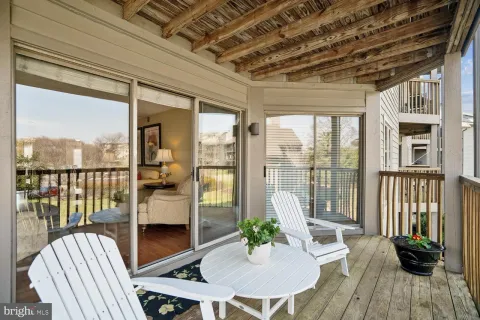 $595,000 | 2110 Chesapeake Harbour Drive East, Unit 101, Annapolis, MD 21403