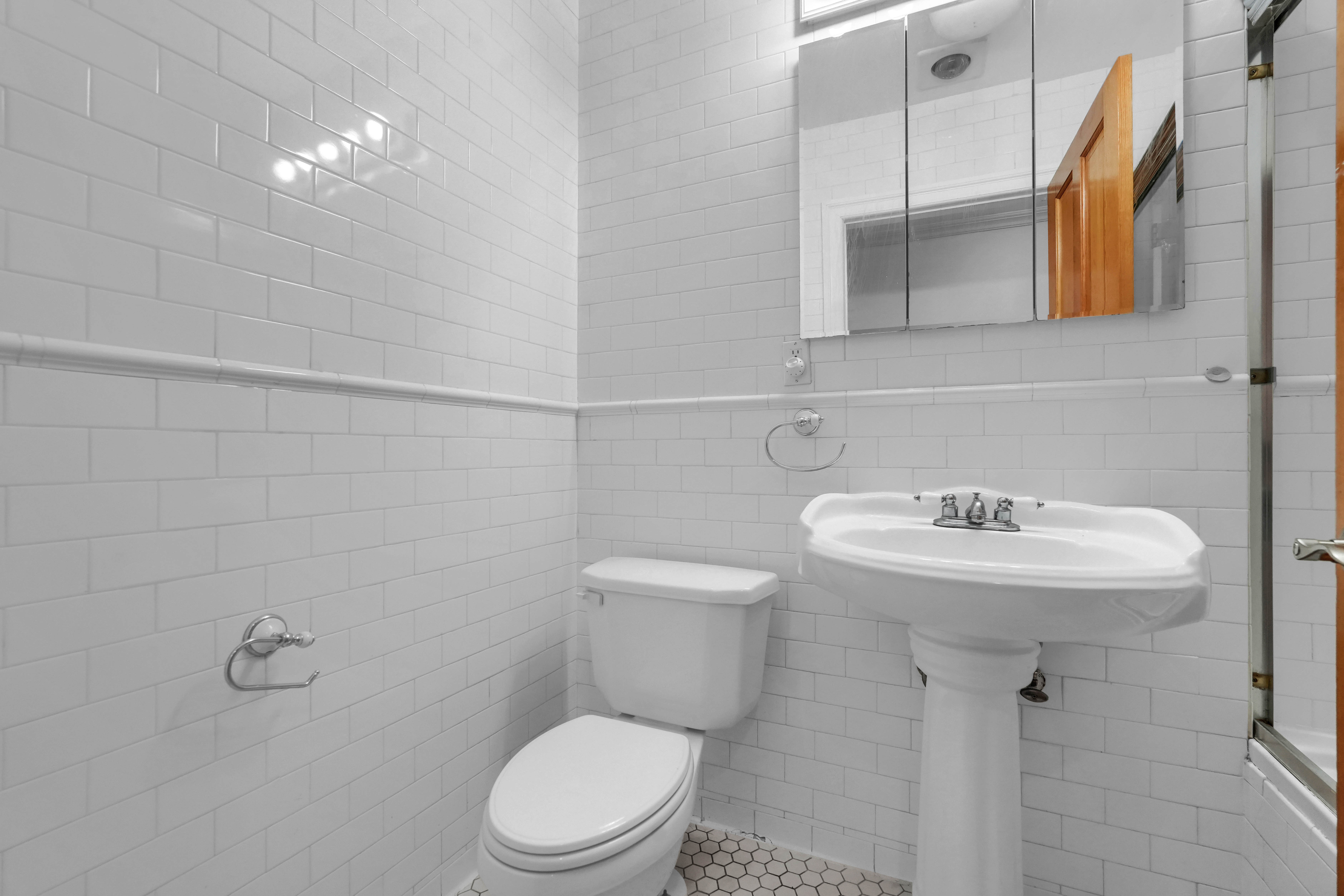 100 West 119th Street, Unit 3A Manhattan, NY 10026 - Photo 17 of 44