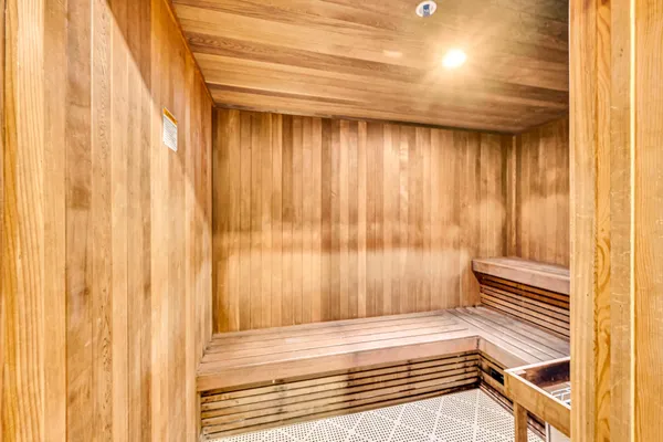 $419,999 | 690 Southwest 1st Court, Unit 1709, Miami, FL 33130